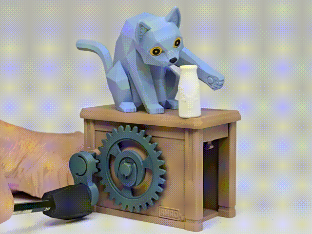 Cat vs Milk bottle&nbsp;(Automata)